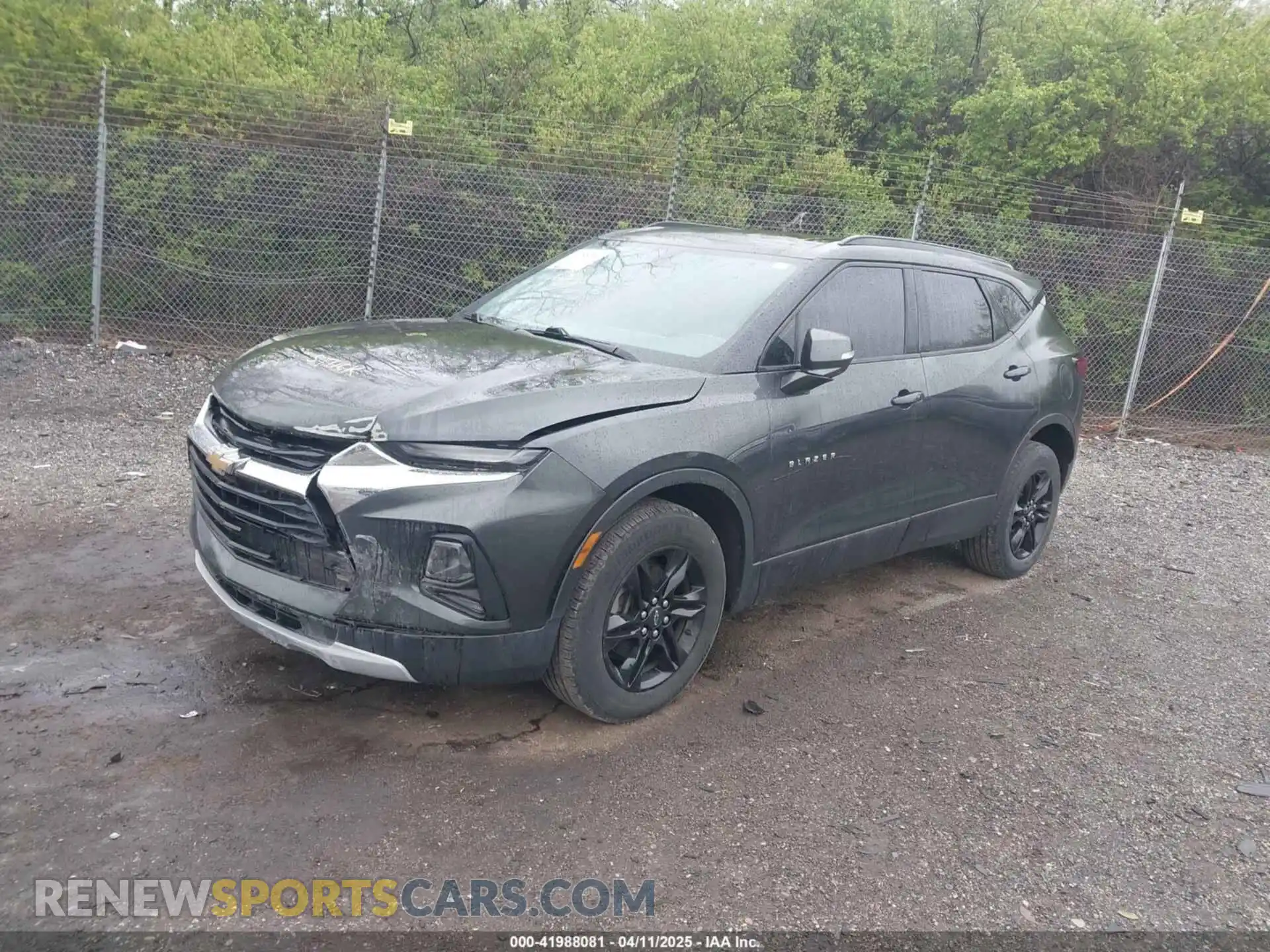 2 Photograph of a damaged car 3GNKBGRS8KS698795 CHEVROLET BLAZER 2019