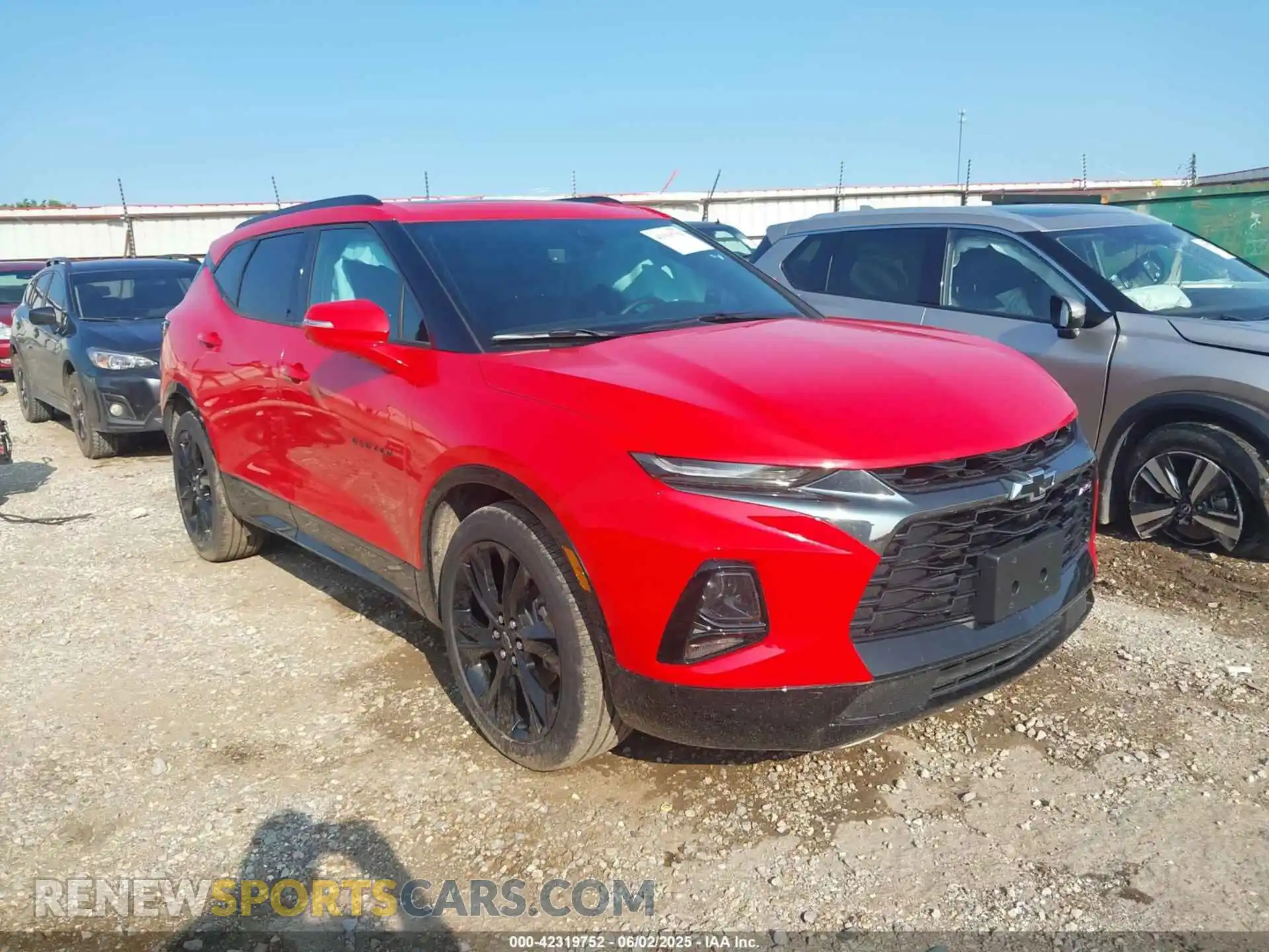 1 Photograph of a damaged car 3GNKBJRS0KS702304 CHEVROLET BLAZER 2019
