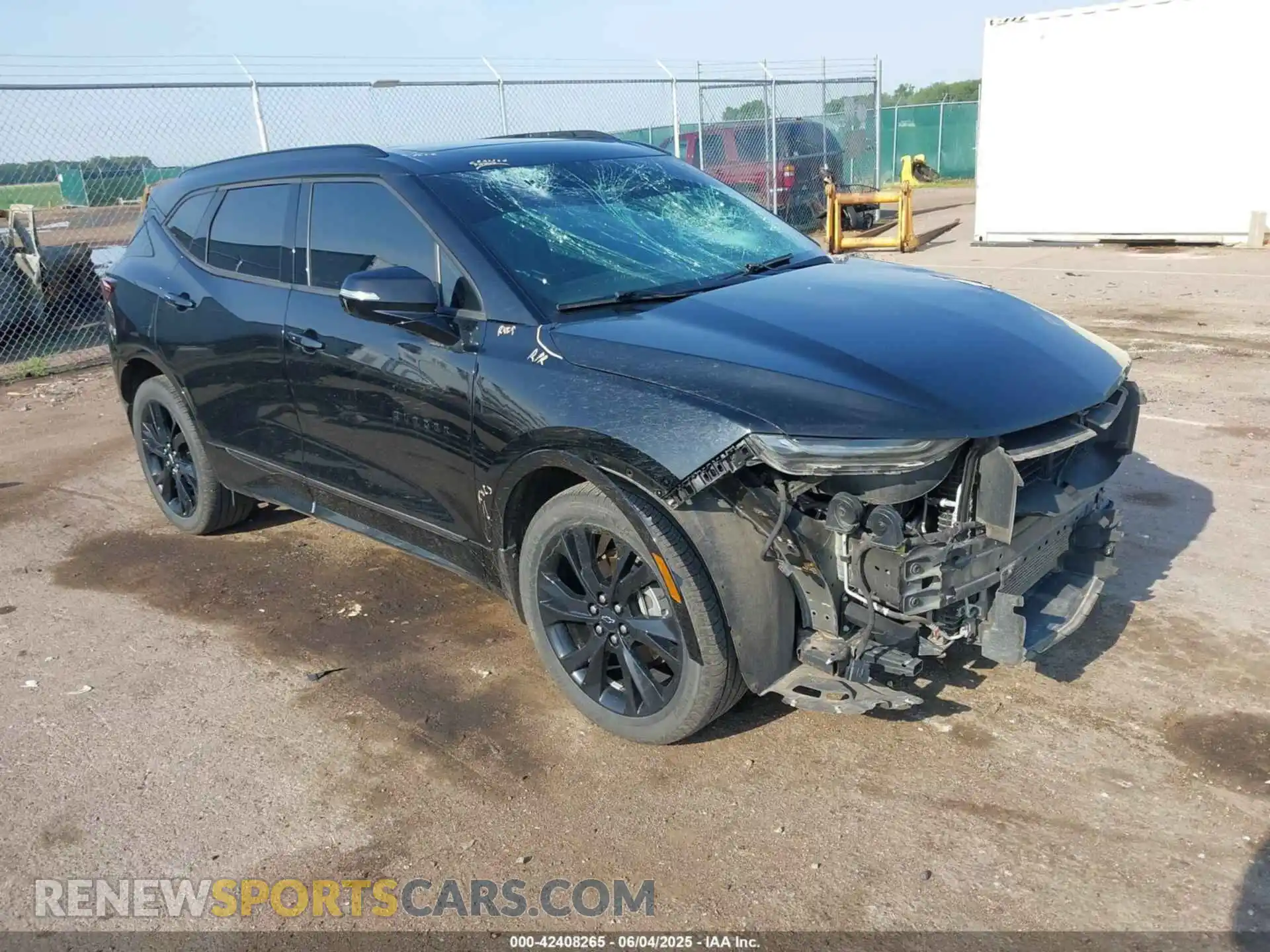1 Photograph of a damaged car 3GNKBJRS2KS684565 CHEVROLET BLAZER 2019