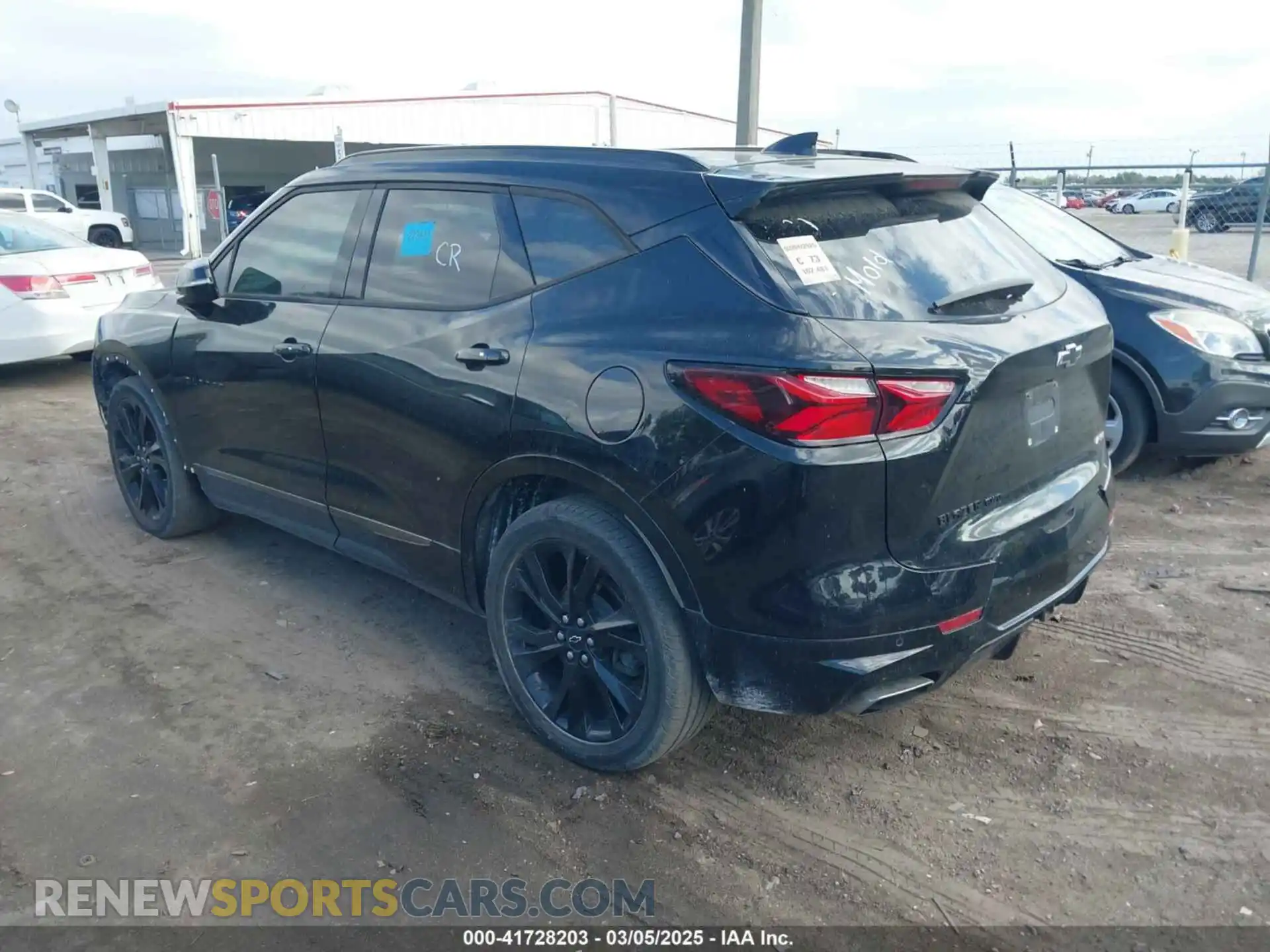 3 fotografías del automóvil dañado 3GNKBJRS4KS575931 CHEVROLET BLAZER 2019