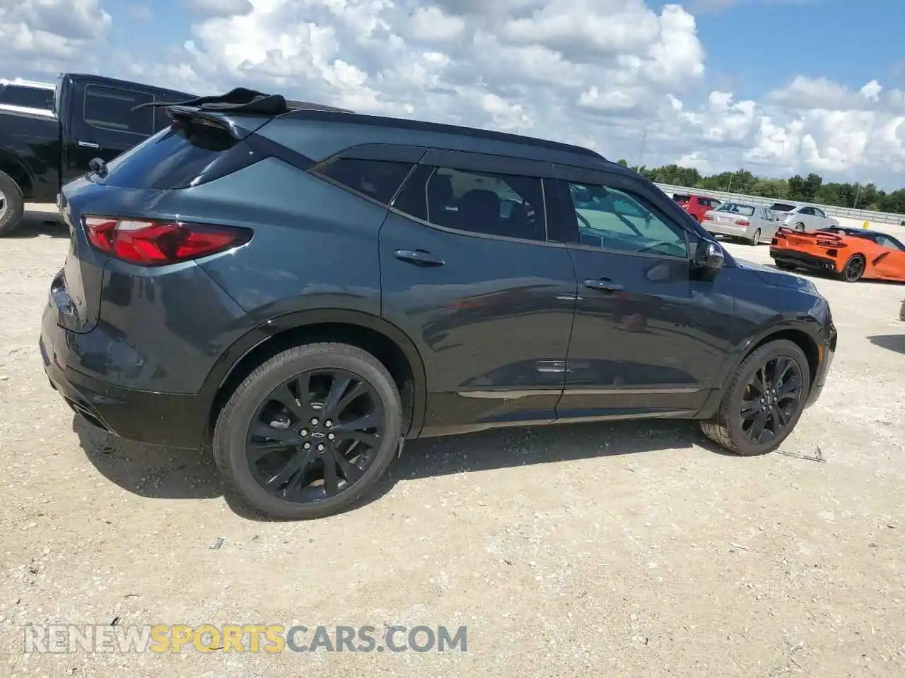 3 Photograph of a damaged car 3GNKBJRS7KS650895 CHEVROLET BLAZER 2019