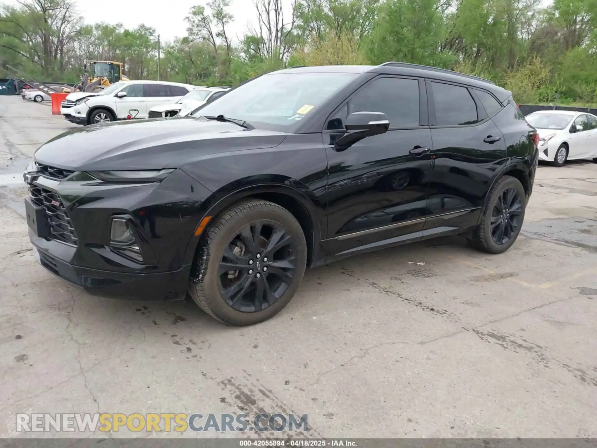 2 Photograph of a damaged car 3GNKBJRS8KS589136 CHEVROLET BLAZER 2019