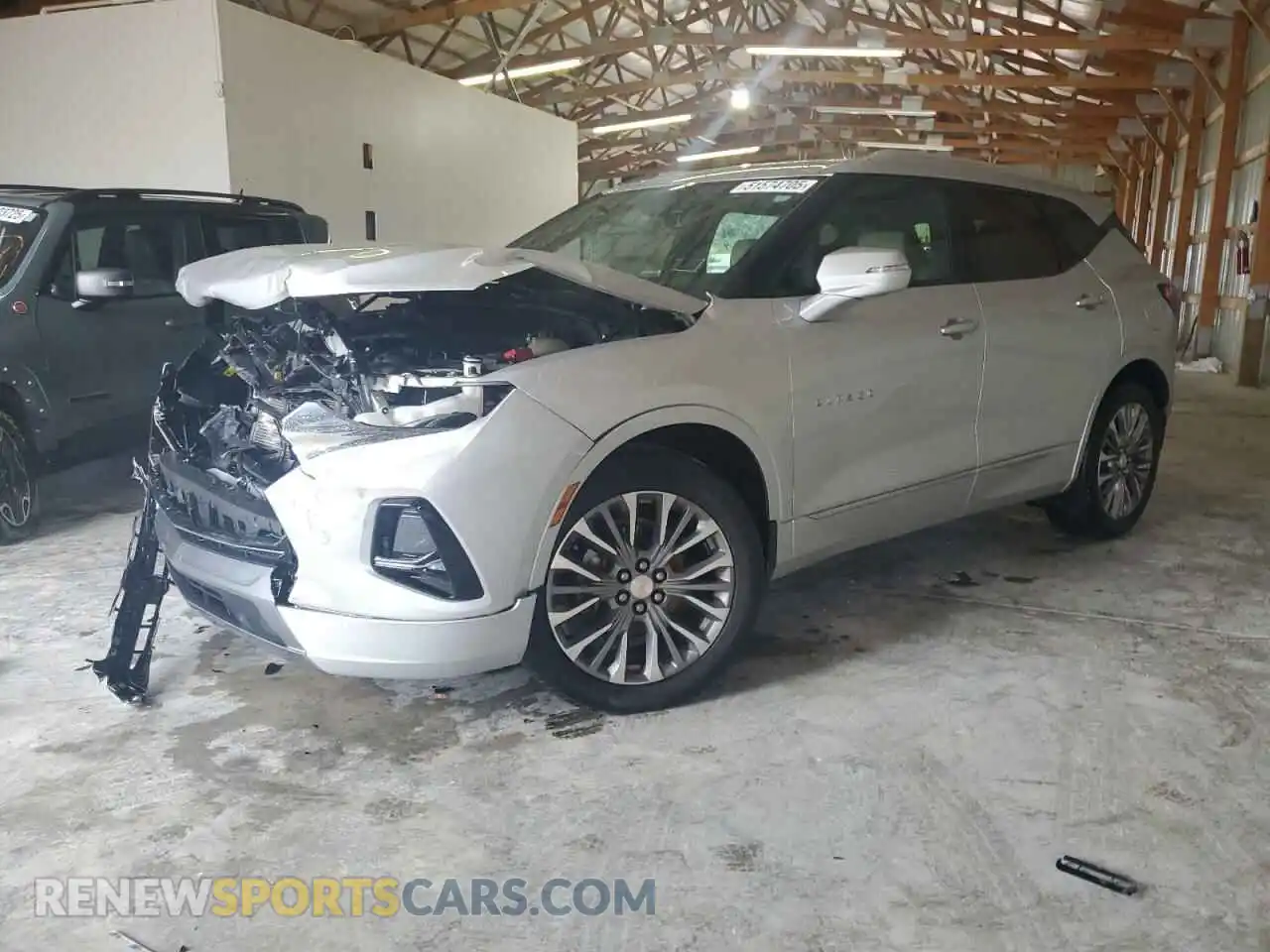 1 Photograph of a damaged car 3GNKBKRS6KS676958 CHEVROLET BLAZER 2019