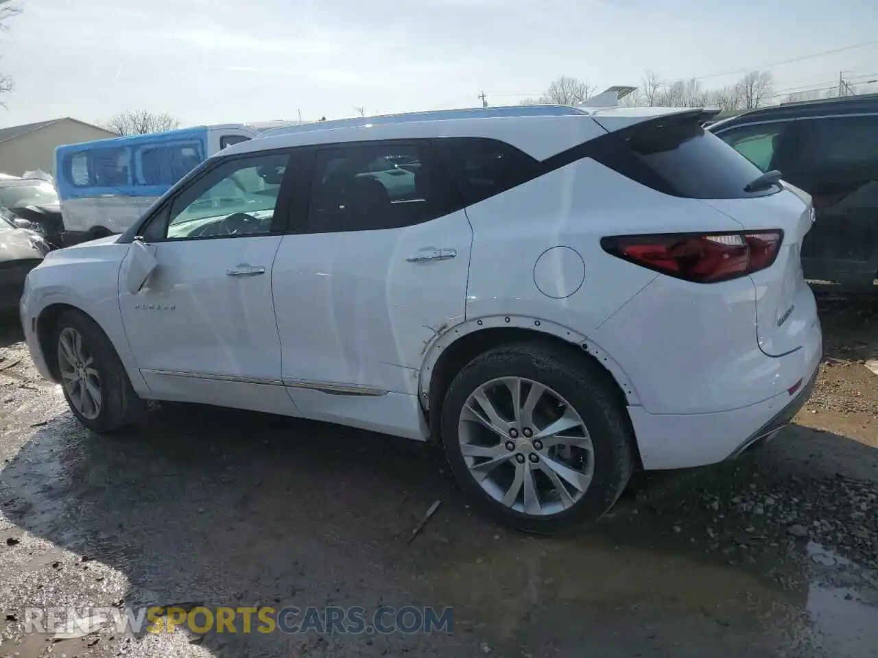 2 Photograph of a damaged car 3GNKBKRS9KS624126 CHEVROLET BLAZER 2019