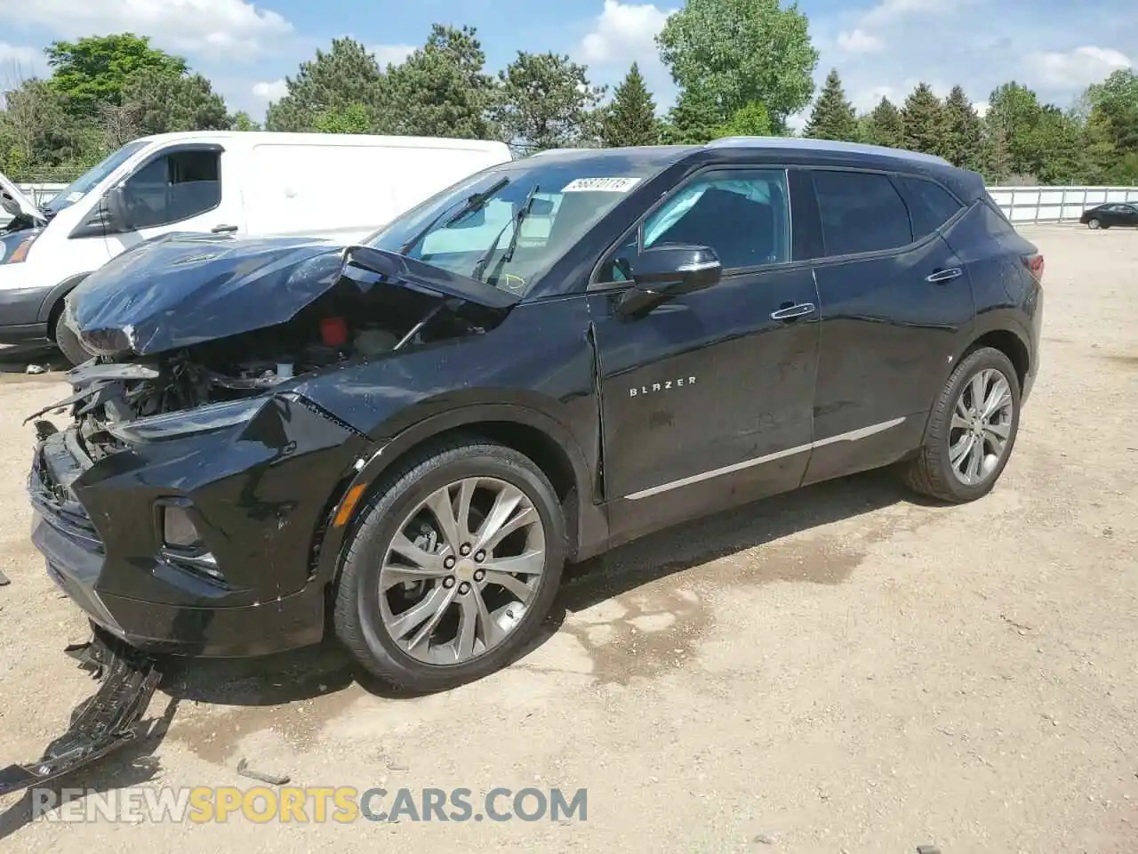 1 Photograph of a damaged car 3GNKBKRSXKS654834 CHEVROLET BLAZER 2019