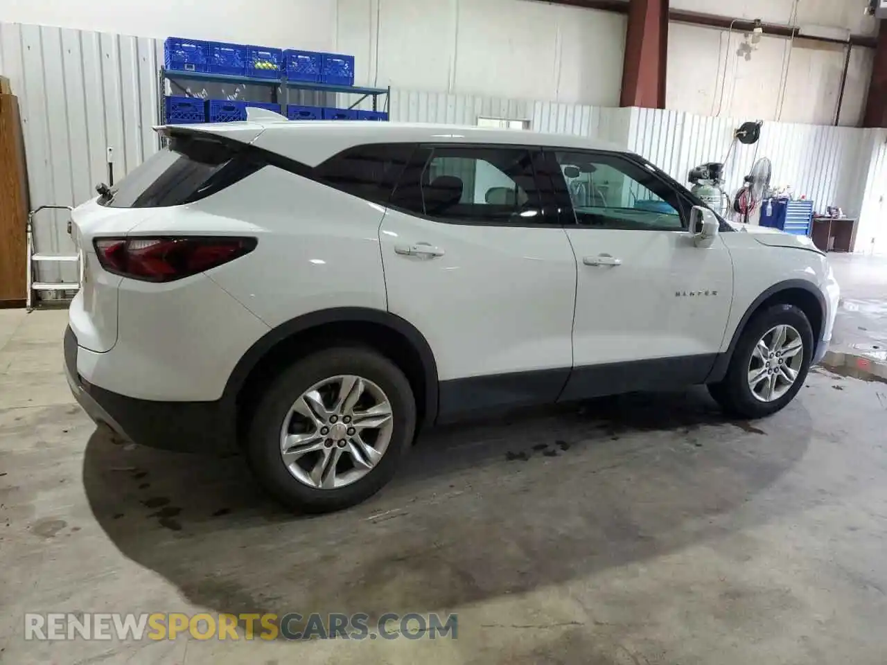 3 Photograph of a damaged car 3GNKBBRA1LS680229 CHEVROLET BLAZER 2020