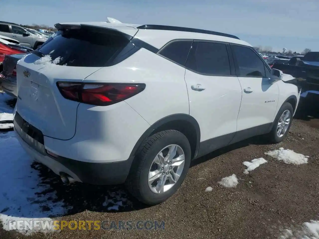 3 Photograph of a damaged car 3GNKBCR44LS679446 CHEVROLET BLAZER 2020