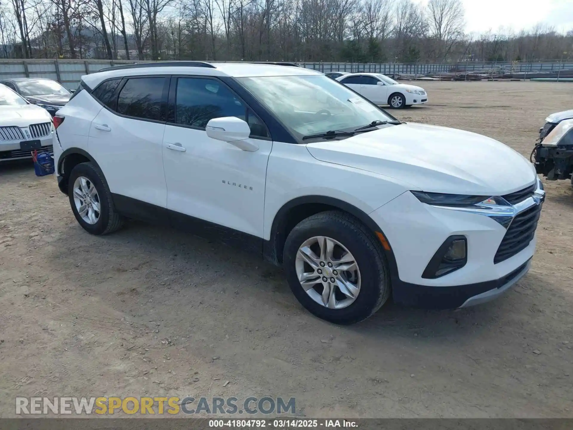 1 Photograph of a damaged car 3GNKBCR49LS654753 CHEVROLET BLAZER 2020