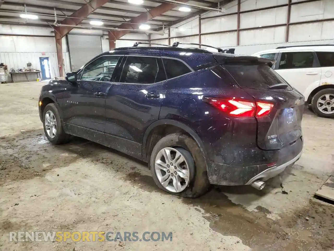 2 Photograph of a damaged car 3GNKBCRS3LS711480 CHEVROLET BLAZER 2020