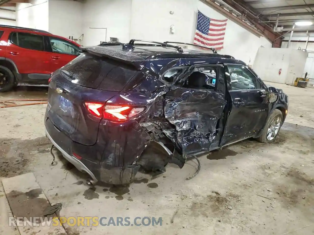 3 Photograph of a damaged car 3GNKBCRS3LS711480 CHEVROLET BLAZER 2020