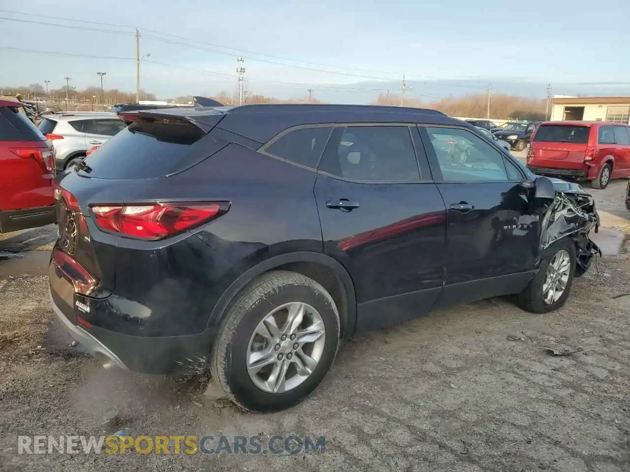 3 Photograph of a damaged car 3GNKBCRS5LS612790 CHEVROLET BLAZER 2020