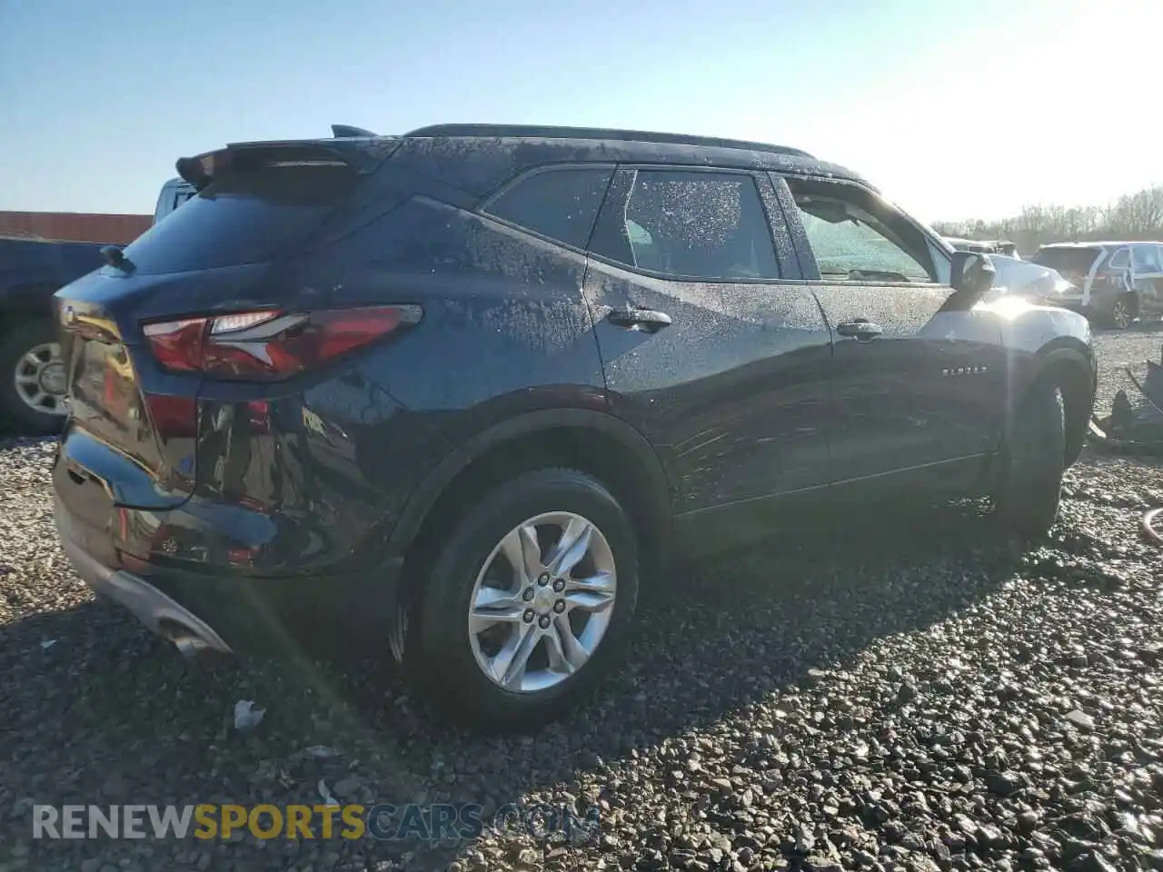 3 Photograph of a damaged car 3GNKBCRS5LS699459 CHEVROLET BLAZER 2020