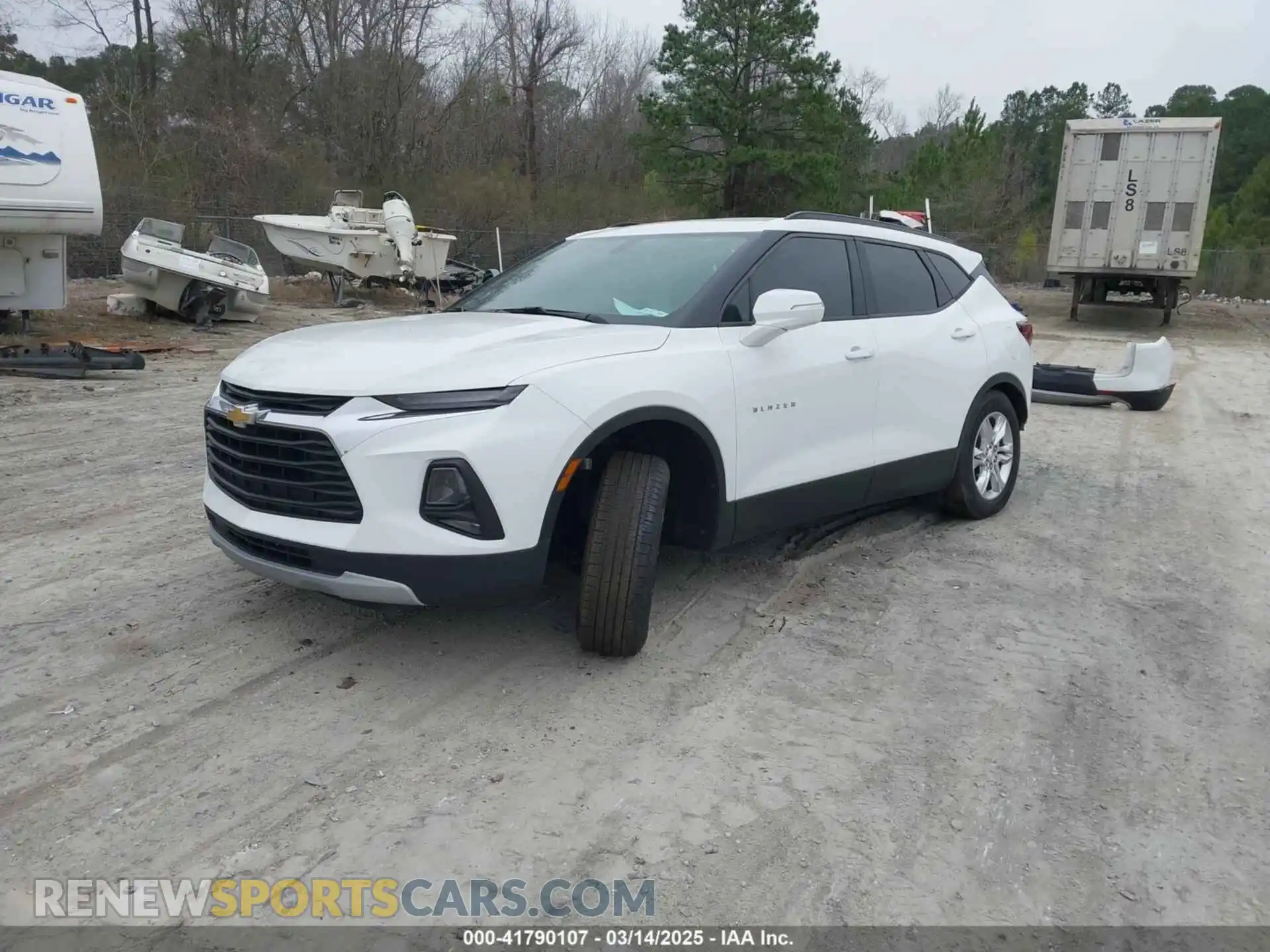 2 Photograph of a damaged car 3GNKBCRS7LS603556 CHEVROLET BLAZER 2020