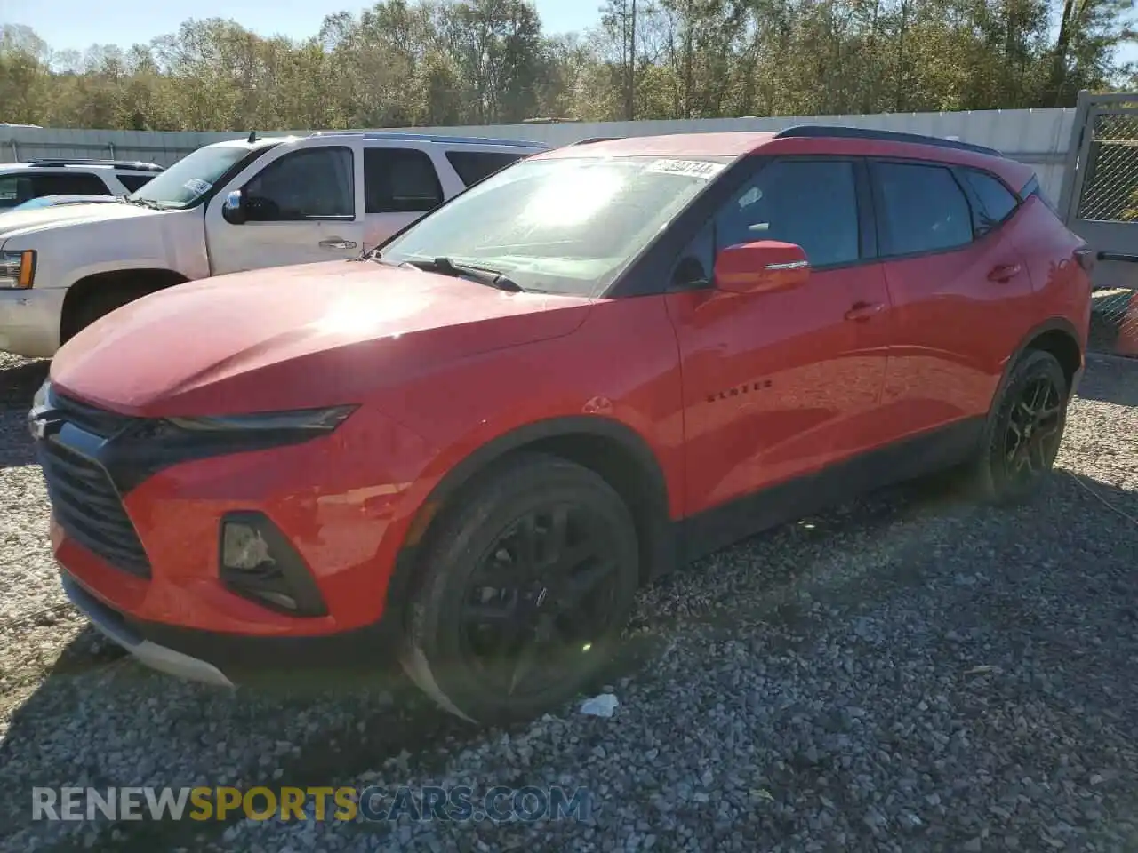 1 Photograph of a damaged car 3GNKBCRS7LS677253 CHEVROLET BLAZER 2020