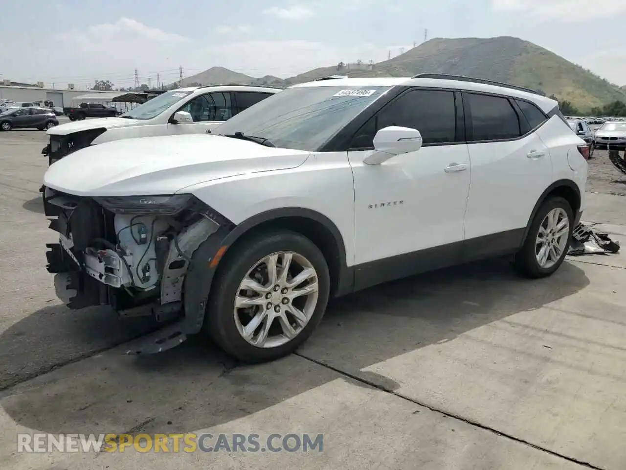 1 Photograph of a damaged car 3GNKBDRS8LS635664 CHEVROLET BLAZER 2020
