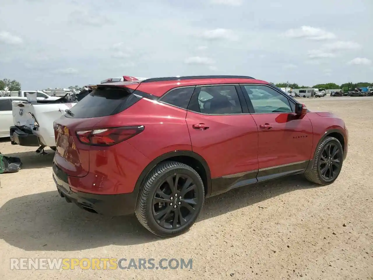 3 Photograph of a damaged car 3GNKBERS0LS649337 CHEVROLET BLAZER 2020