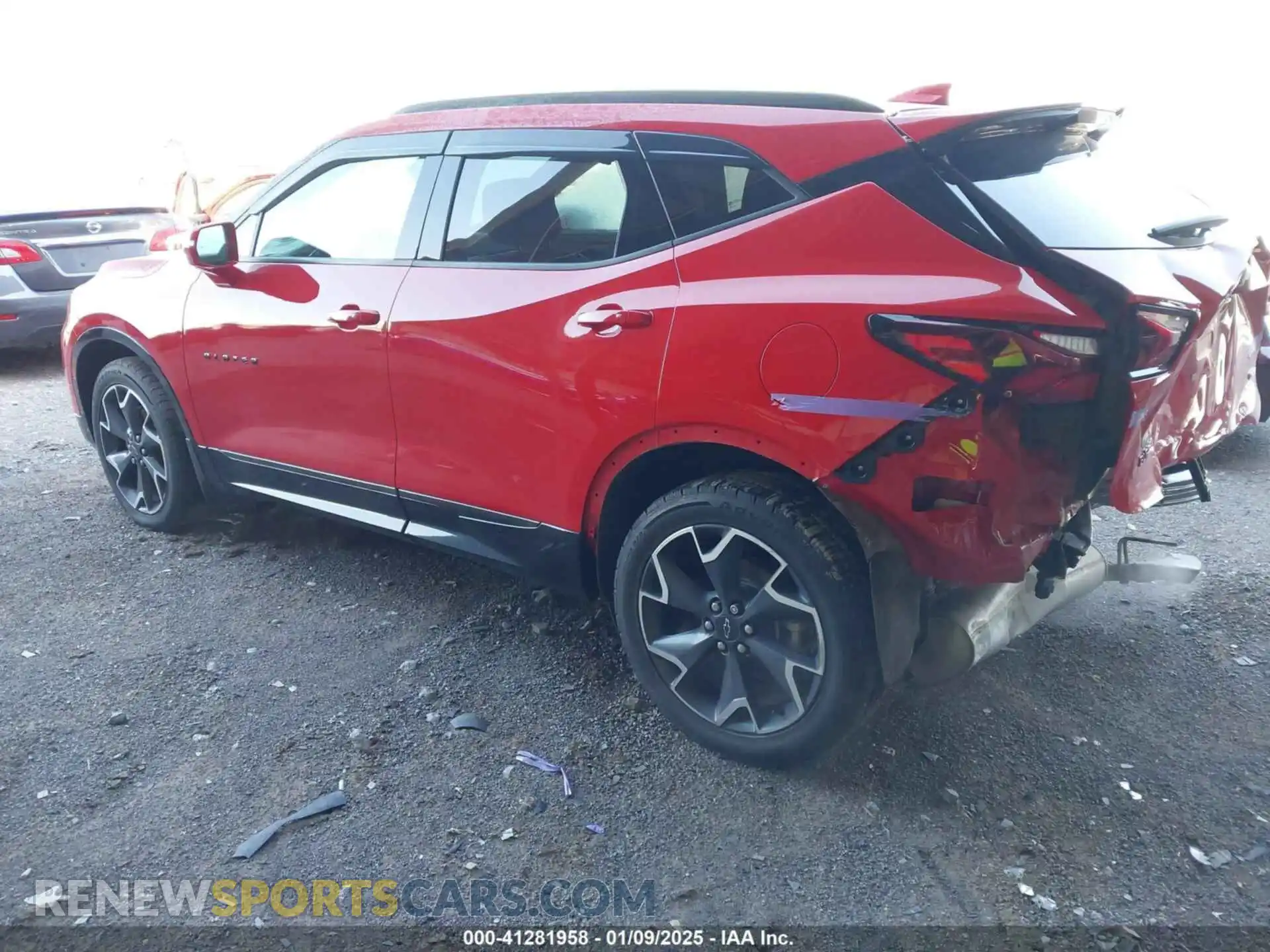 3 Photograph of a damaged car 3GNKBERS2LS636928 CHEVROLET BLAZER 2020