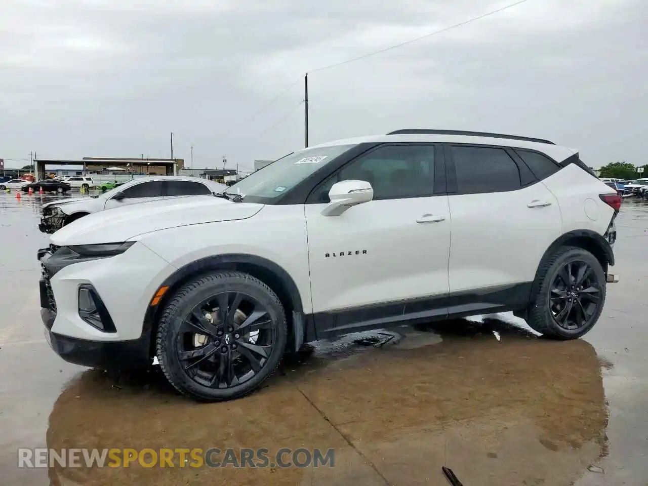 1 Photograph of a damaged car 3GNKBERS4LS586243 CHEVROLET BLAZER 2020