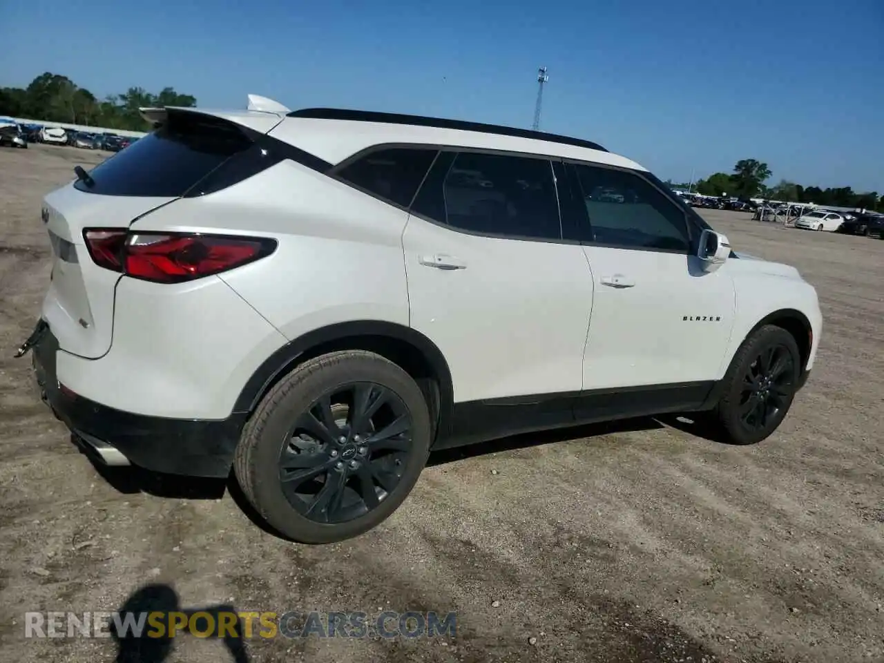3 Photograph of a damaged car 3GNKBERSXLS604907 CHEVROLET BLAZER 2020