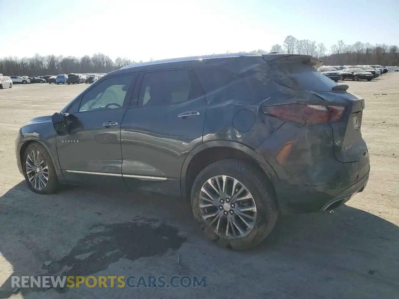 2 Photograph of a damaged car 3GNKBFRS7LS617118 CHEVROLET BLAZER 2020