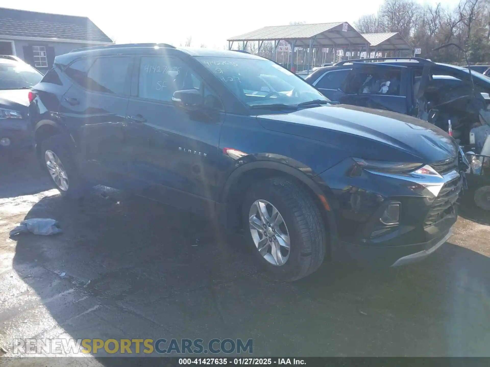 1 Photograph of a damaged car 3GNKBHR45LS666329 CHEVROLET BLAZER 2020