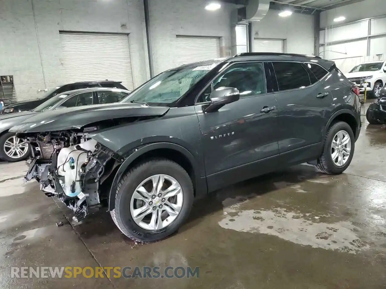 1 Photograph of a damaged car 3GNKBHR48LS658287 CHEVROLET BLAZER 2020