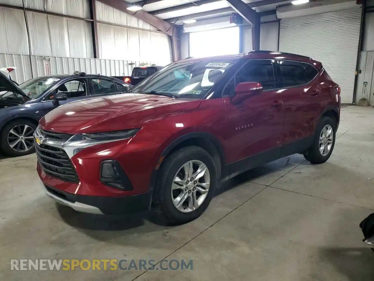 1 Photograph of a damaged car 3GNKBHRS8LS561251 CHEVROLET BLAZER 2020