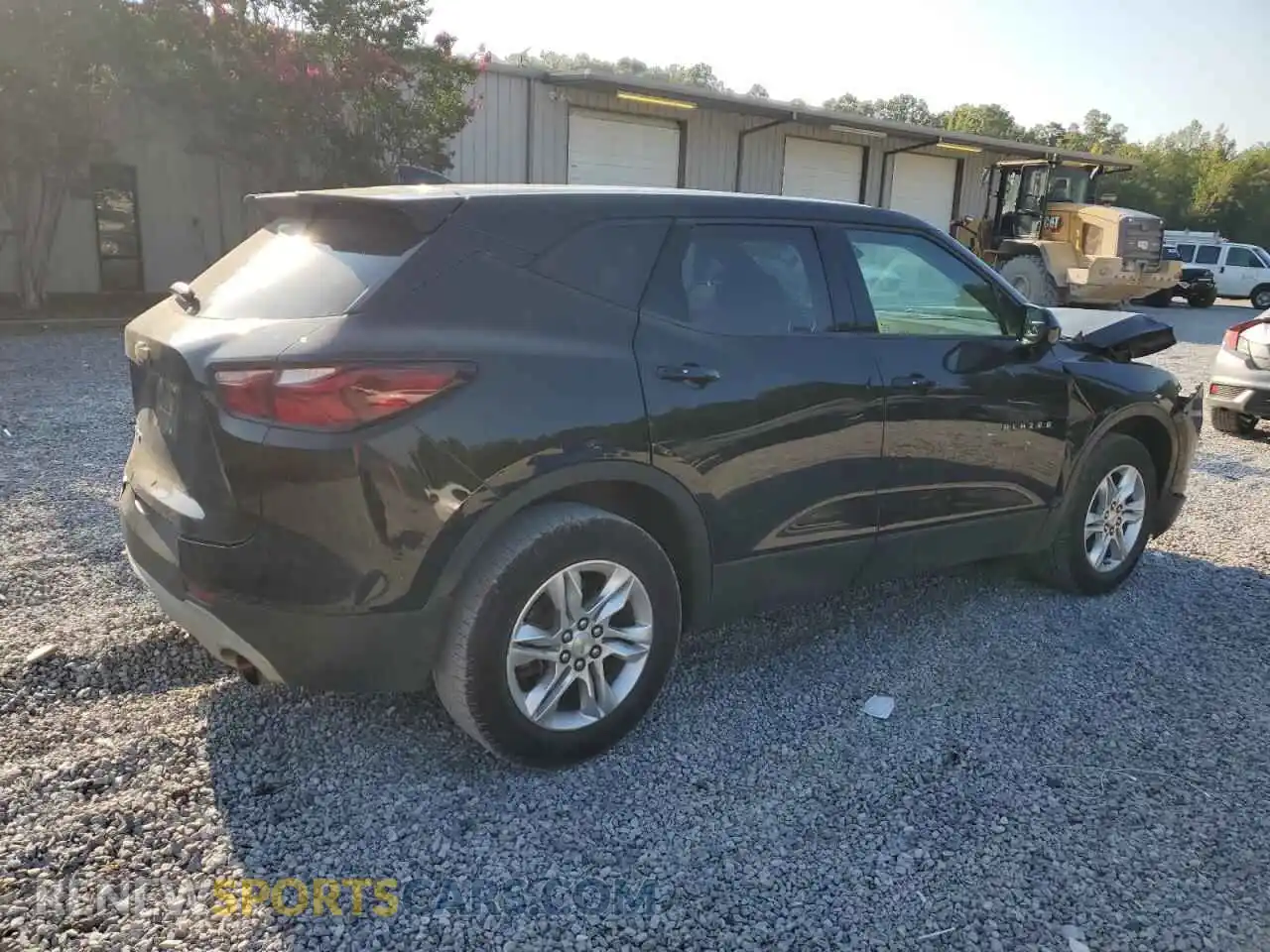 3 Photograph of a damaged car 3GNKBBRA0MS529674 CHEVROLET BLAZER 2021
