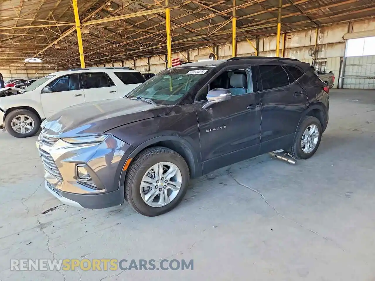 1 Photograph of a damaged car 3GNKBBRA0MS563792 CHEVROLET BLAZER 2021