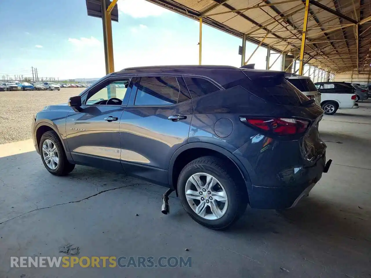 2 Photograph of a damaged car 3GNKBBRA0MS563792 CHEVROLET BLAZER 2021