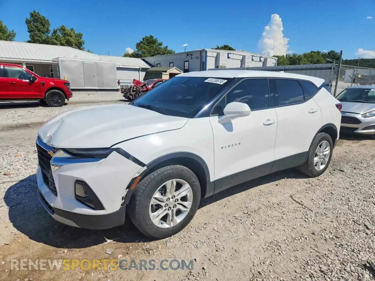 1 Photograph of a damaged car 3GNKBBRA2MS587706 CHEVROLET BLAZER 2021