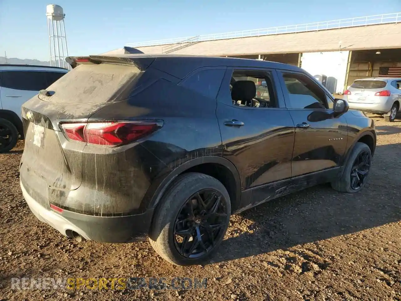 3 Photograph of a damaged car 3GNKBBRA3MS559140 CHEVROLET BLAZER 2021