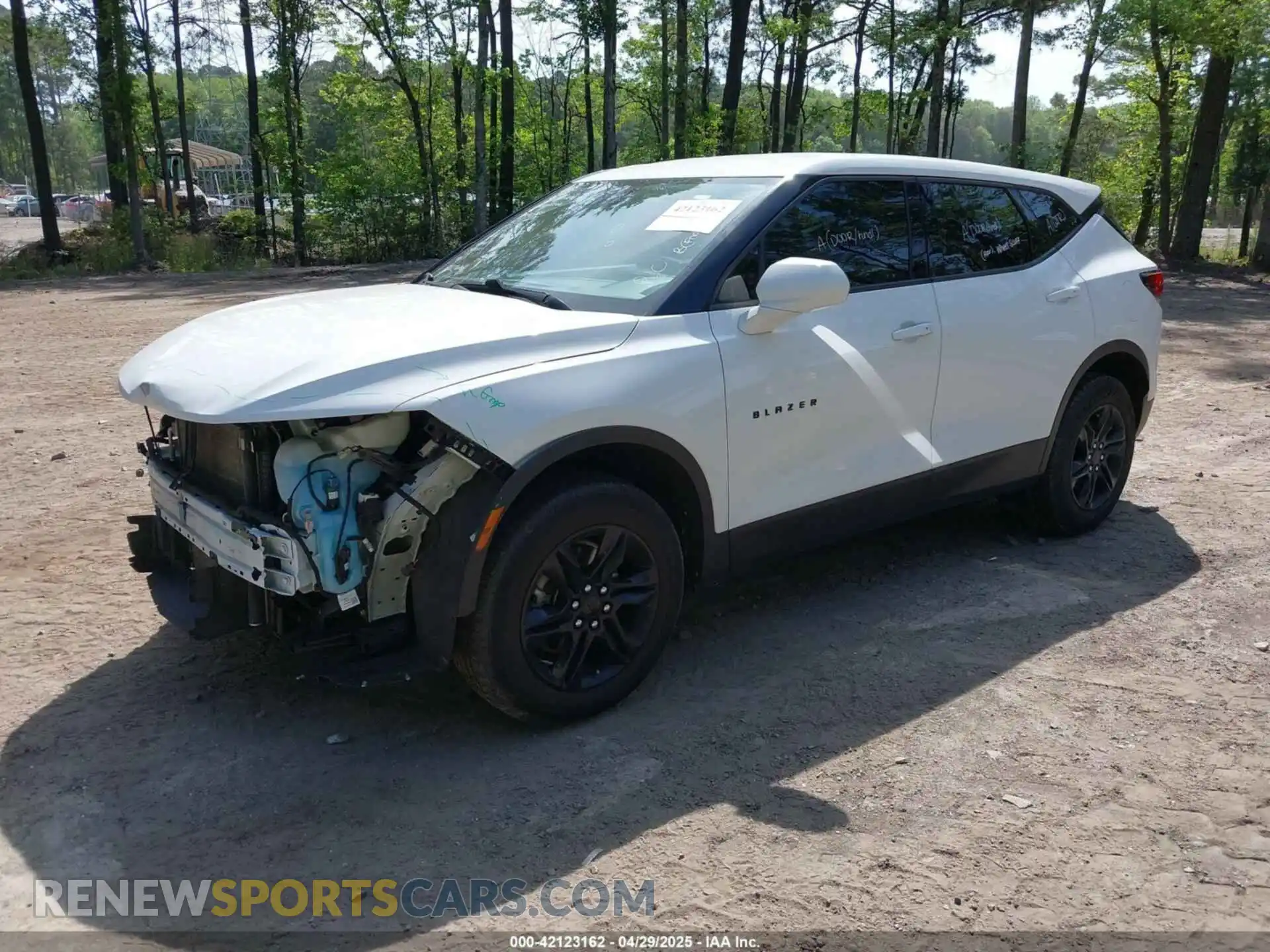2 Photograph of a damaged car 3GNKBBRA4MS504373 CHEVROLET BLAZER 2021