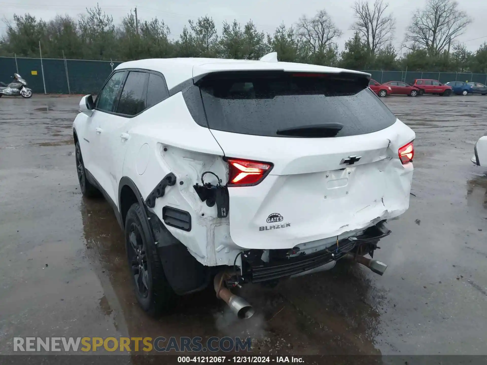 3 Photograph of a damaged car 3GNKBBRA5MS565828 CHEVROLET BLAZER 2021