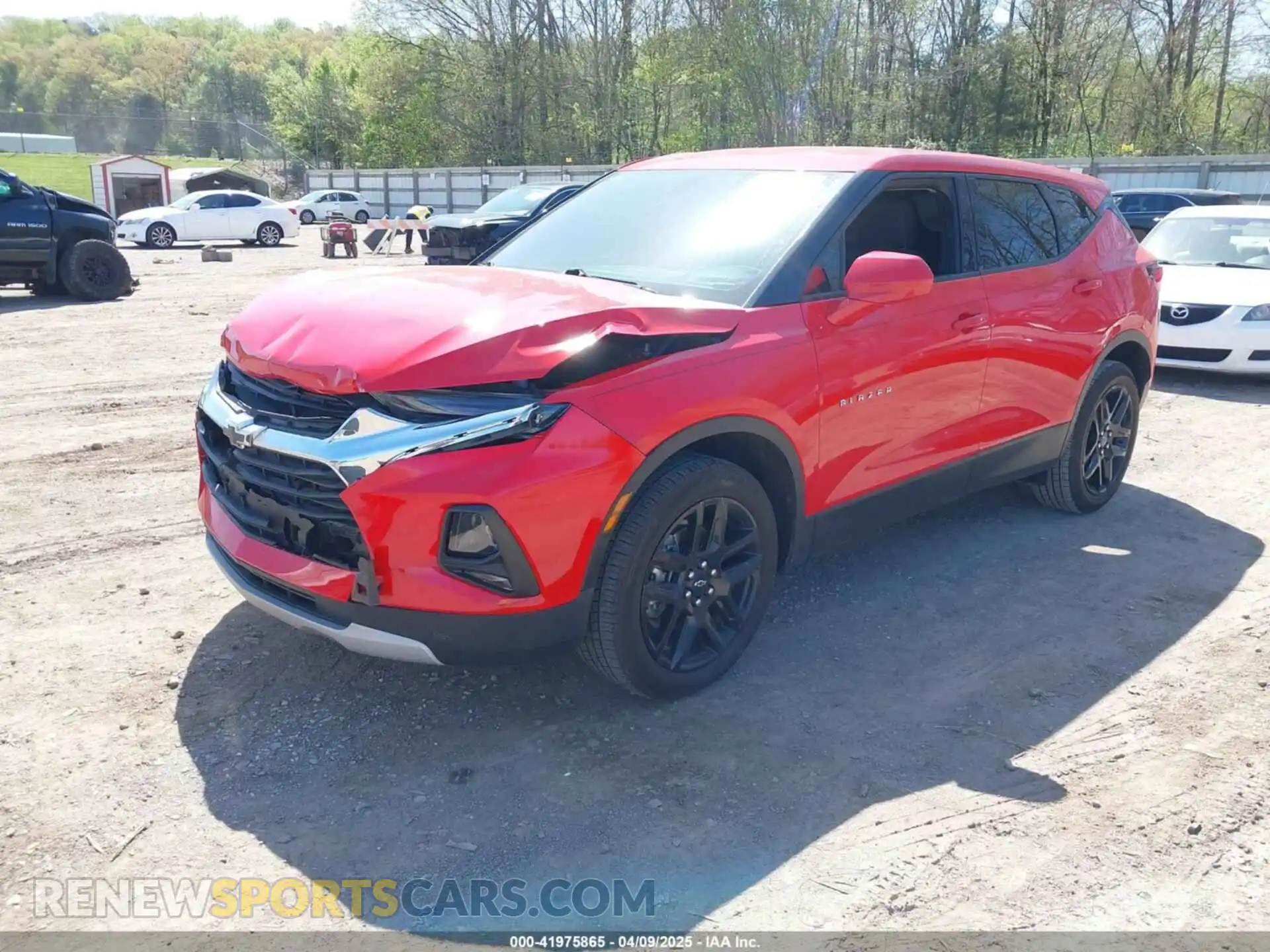 2 Photograph of a damaged car 3GNKBBRA7MS580525 CHEVROLET BLAZER 2021