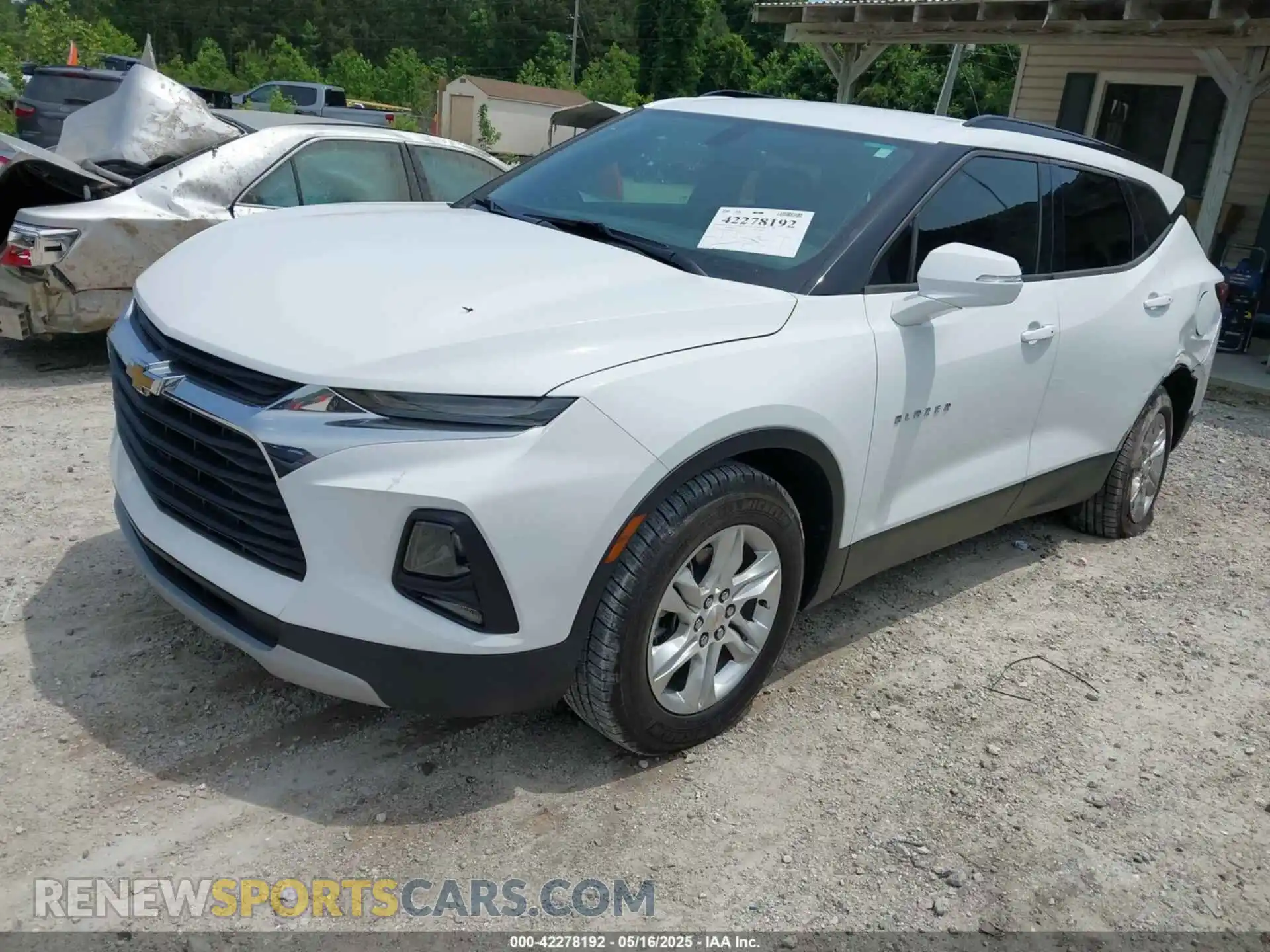 2 Photograph of a damaged car 3GNKBBRA9MS509987 CHEVROLET BLAZER 2021