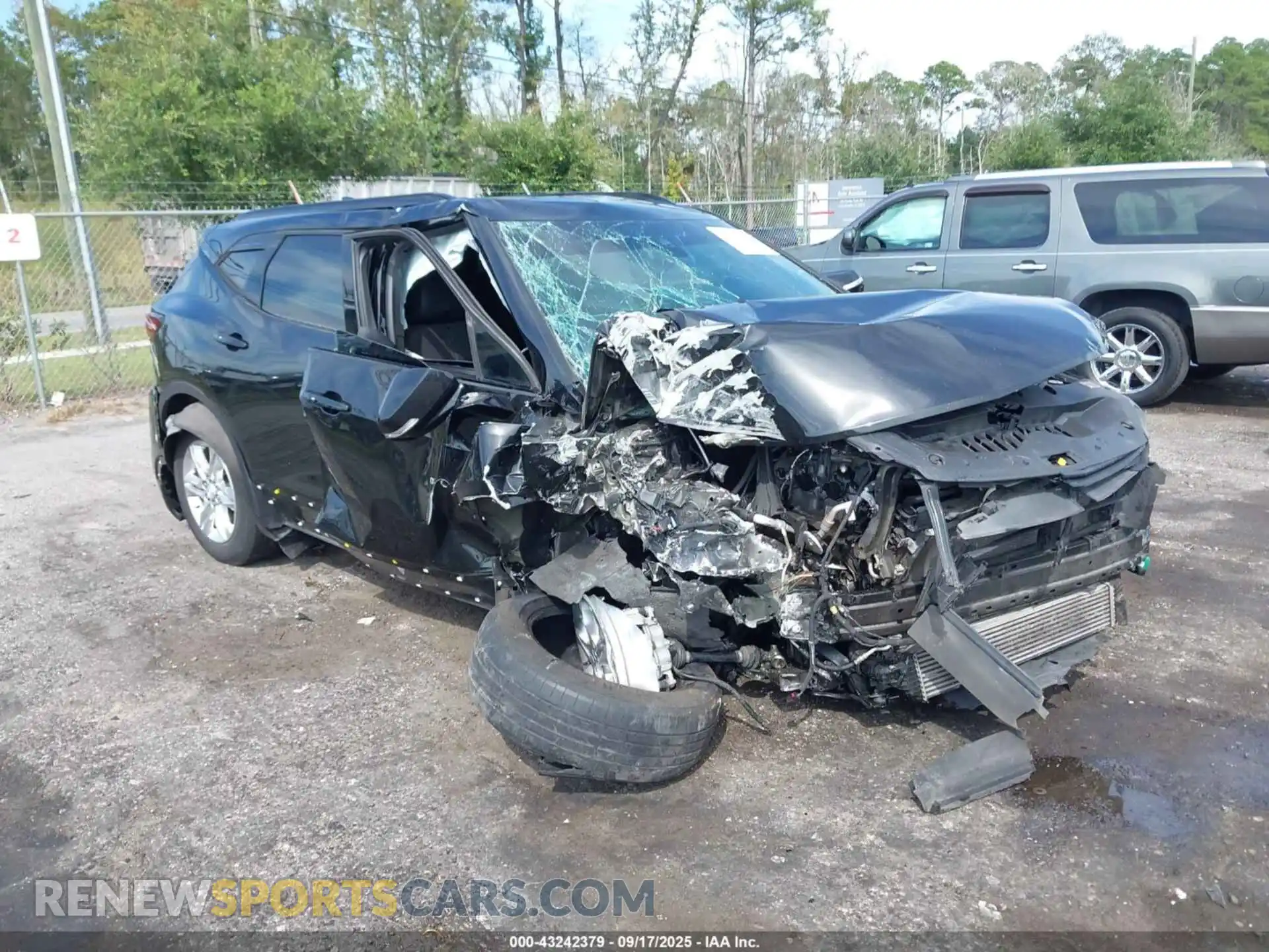 1 fotografías del automóvil dañado 3GNKBCR40MS526564 CHEVROLET BLAZER 2021
