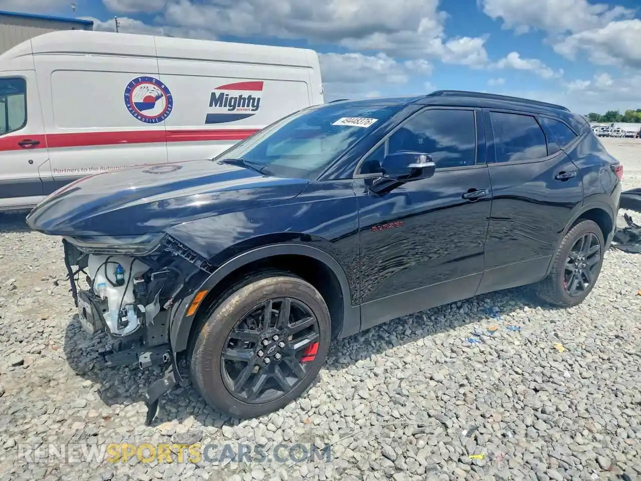 1 Photograph of a damaged car 3GNKBCR41MS548430 CHEVROLET BLAZER 2021