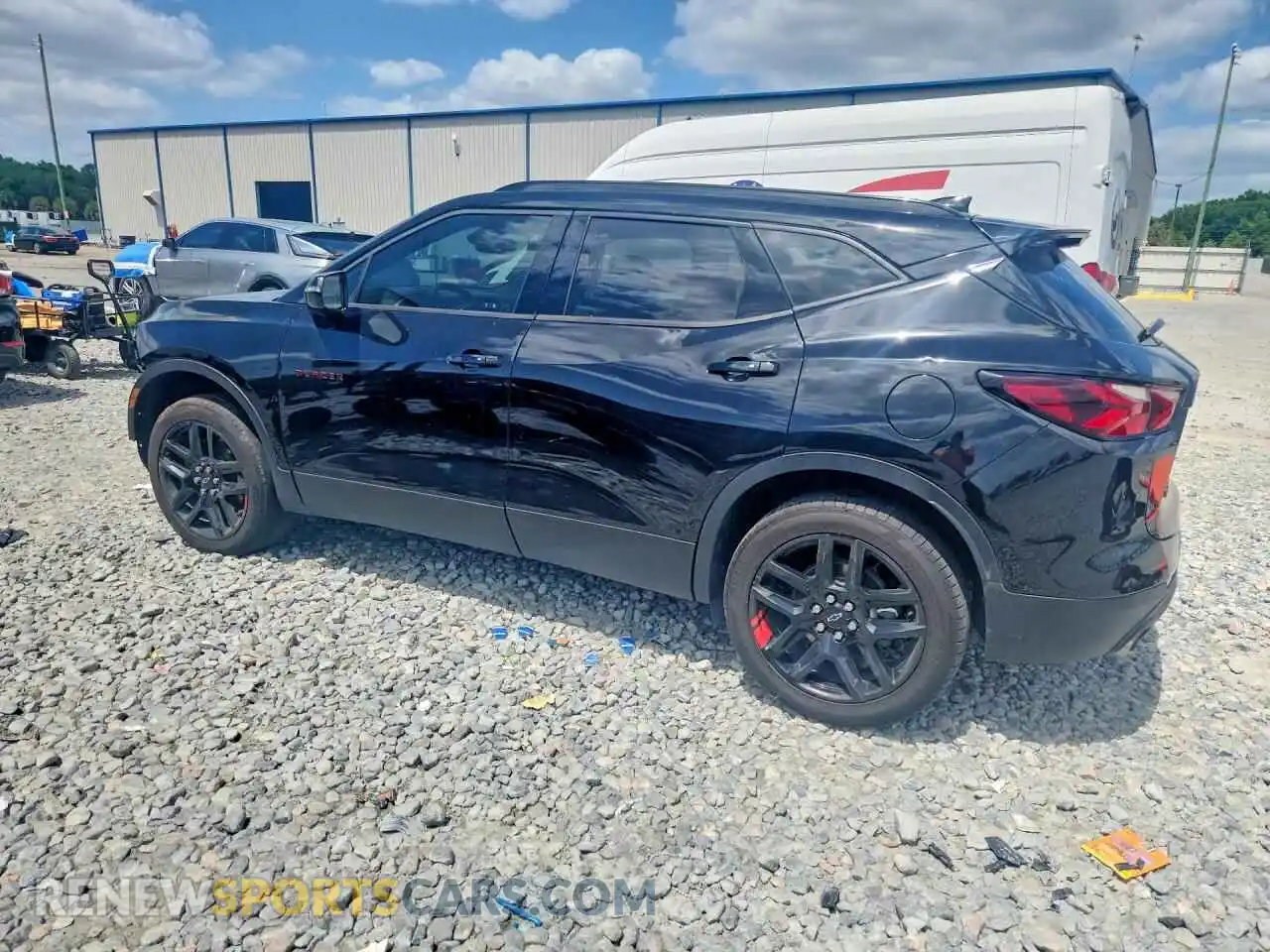 2 Photograph of a damaged car 3GNKBCR41MS548430 CHEVROLET BLAZER 2021