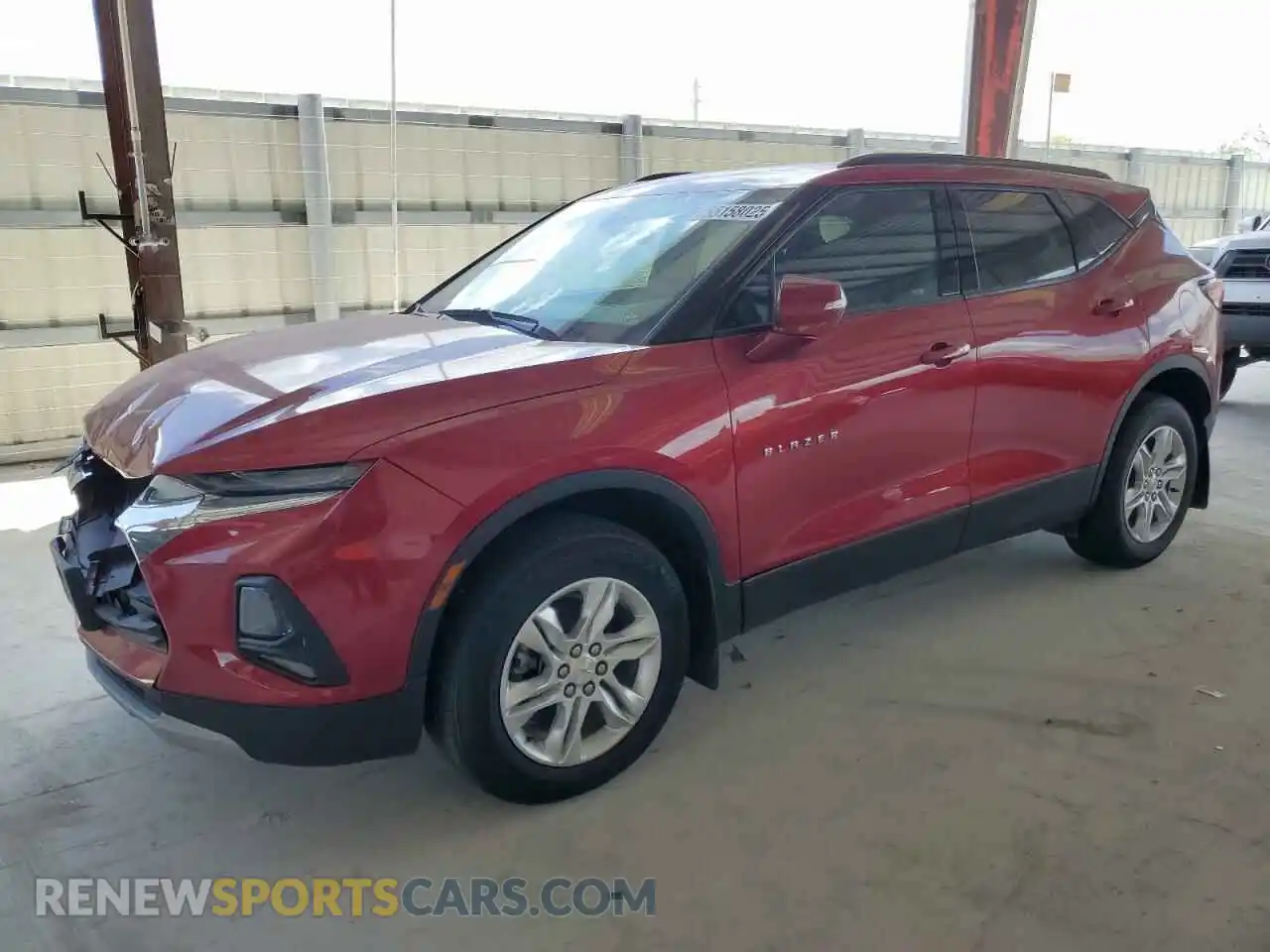 1 Photograph of a damaged car 3GNKBCR41MS586482 CHEVROLET BLAZER 2021