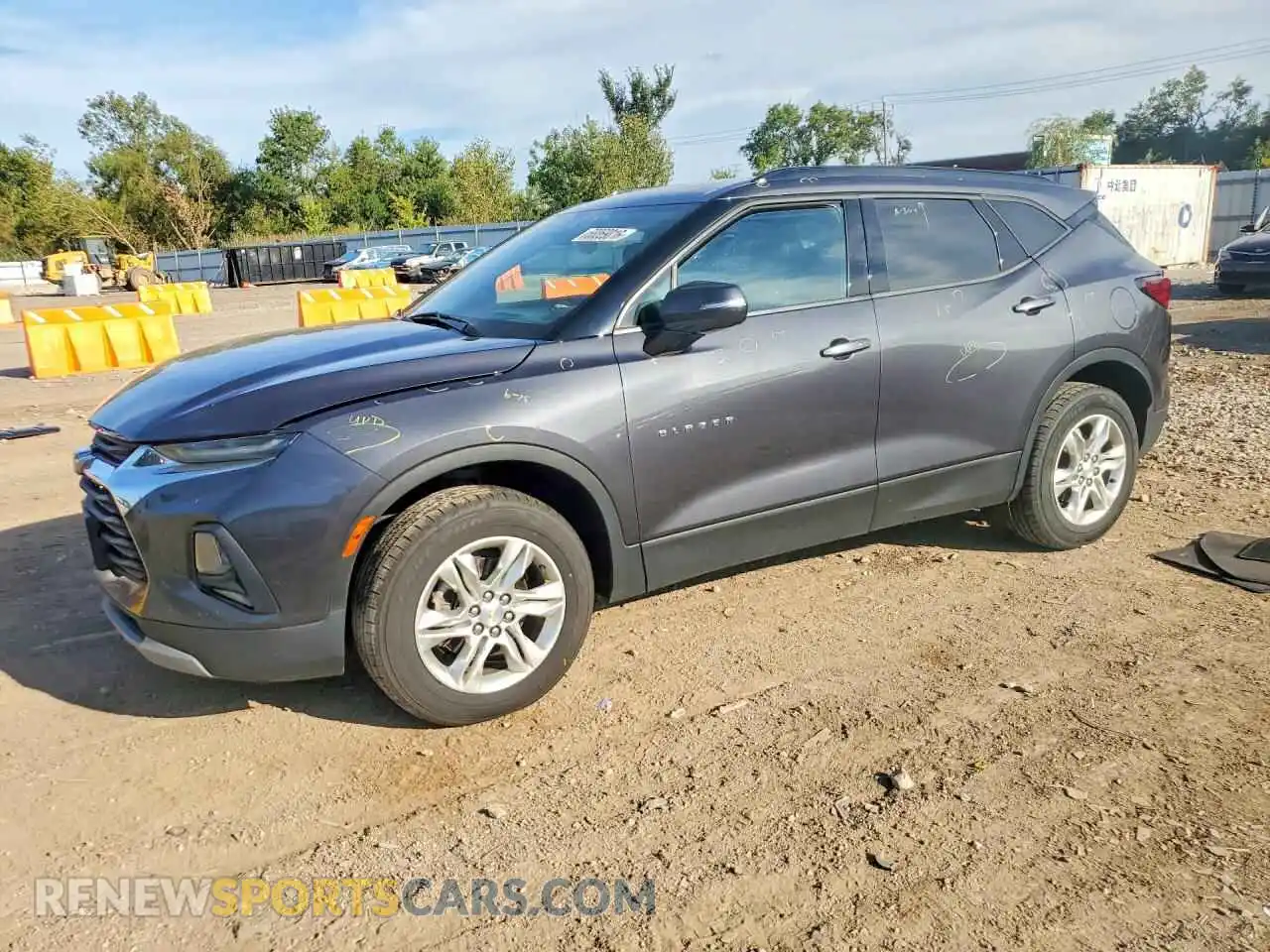 1 Фотография поврежденного автомобиля 3GNKBCR44MS535445 CHEVROLET BLAZER 2021
