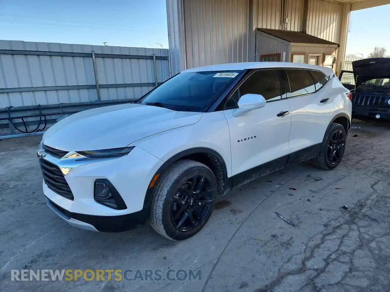 1 Photograph of a damaged car 3GNKBCR46MS578474 CHEVROLET BLAZER 2021