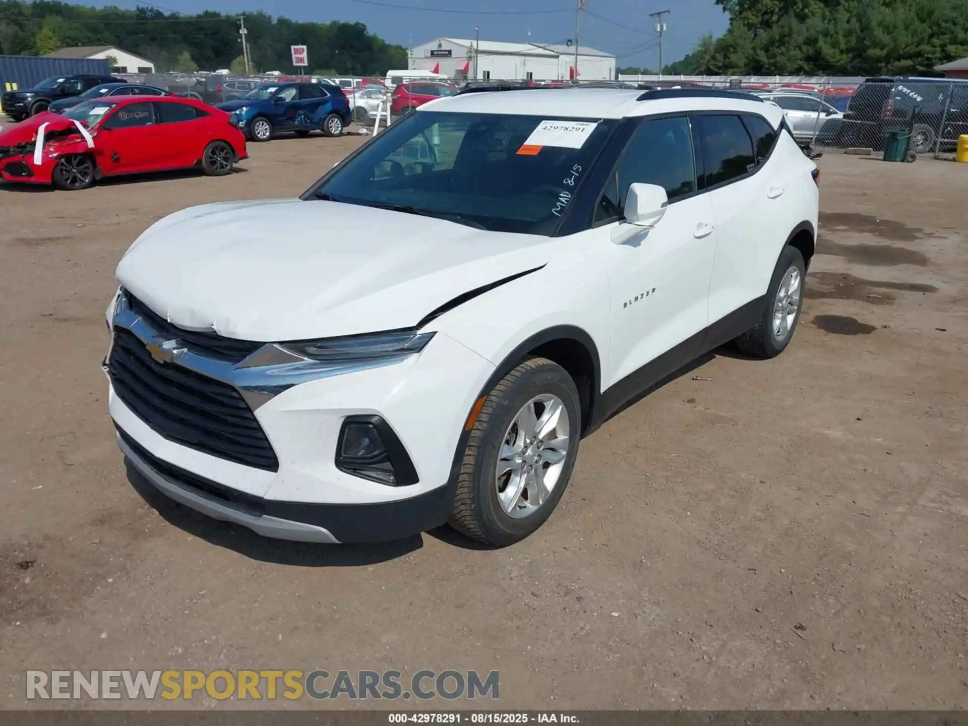 2 Photograph of a damaged car 3GNKBCR49MS536395 CHEVROLET BLAZER 2021