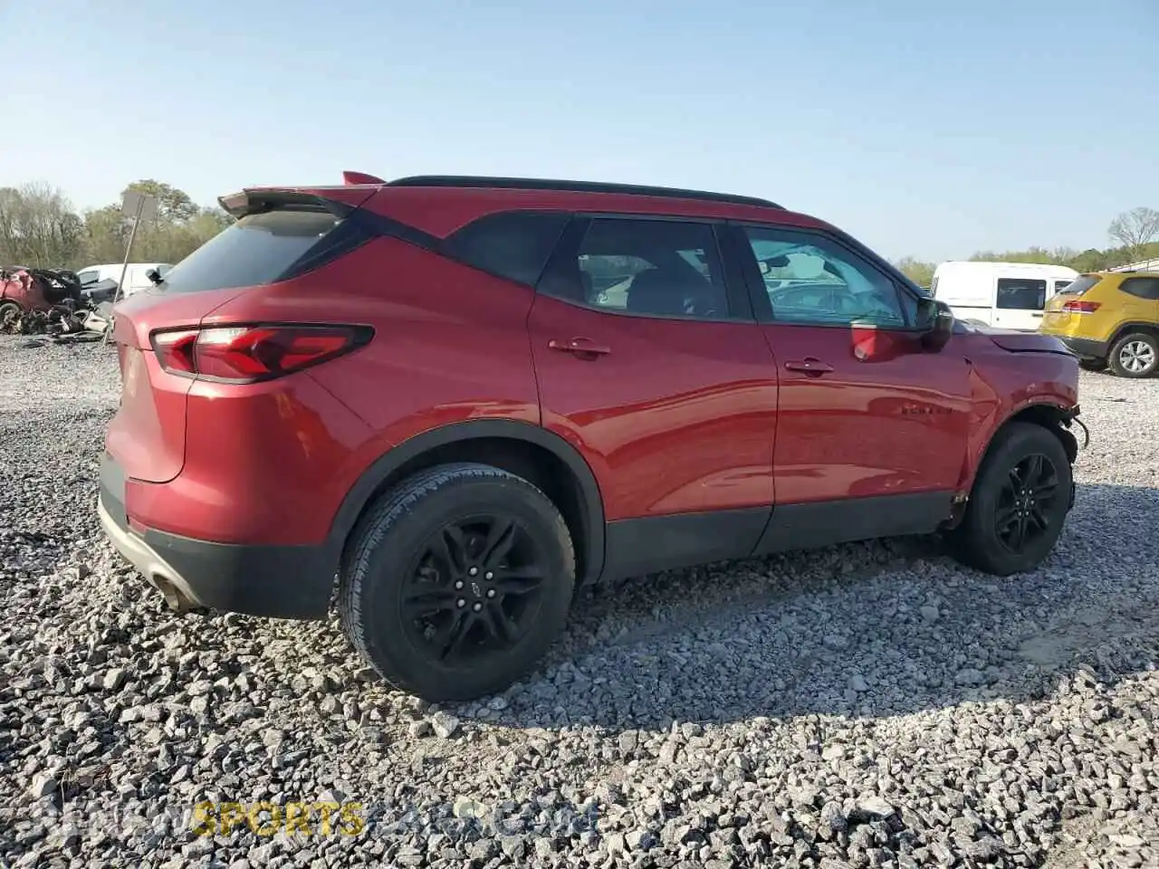 3 Photograph of a damaged car 3GNKBCRS1MS527396 CHEVROLET BLAZER 2021