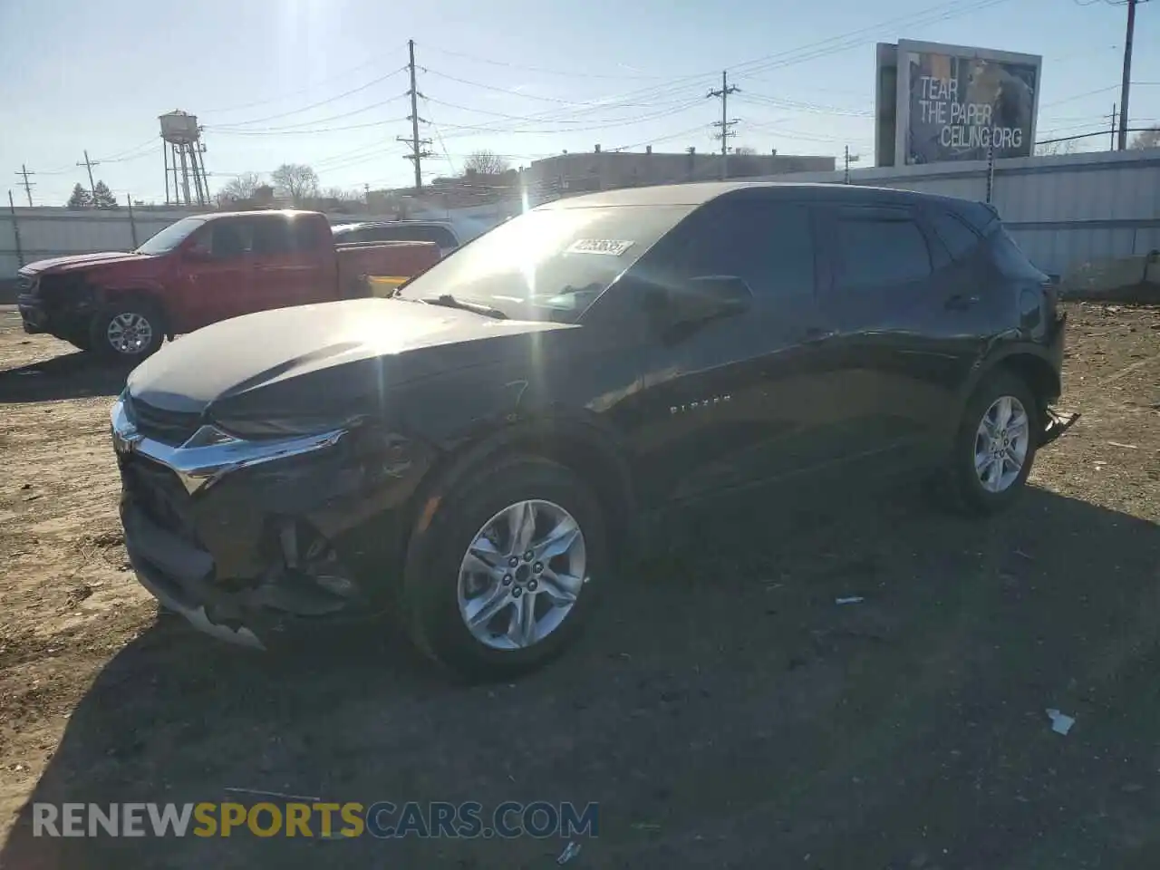 1 Photograph of a damaged car 3GNKBCRS1MS565257 CHEVROLET BLAZER 2021
