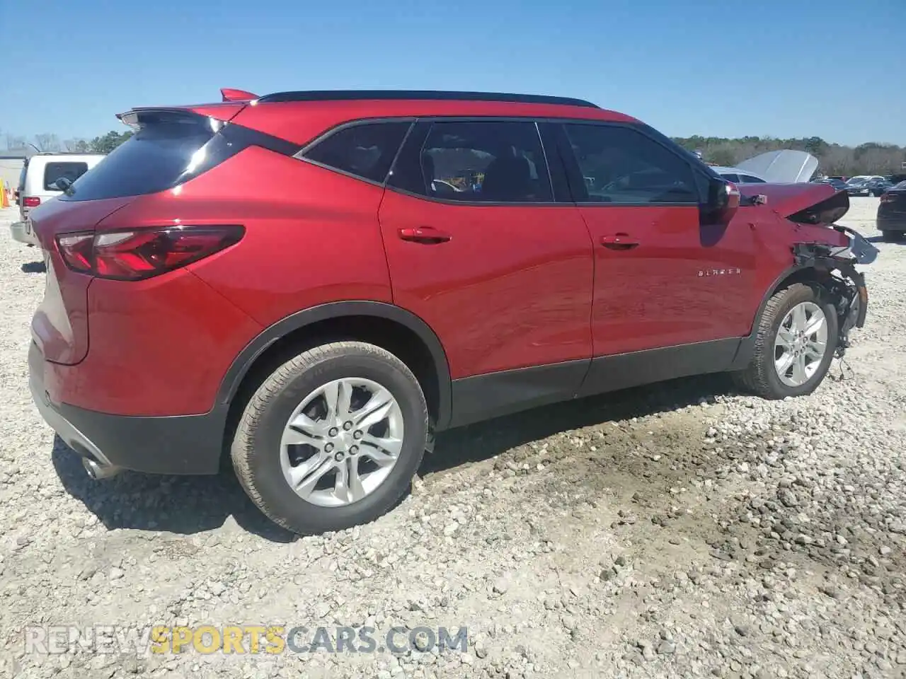 3 Photograph of a damaged car 3GNKBCRS1MS570801 CHEVROLET BLAZER 2021