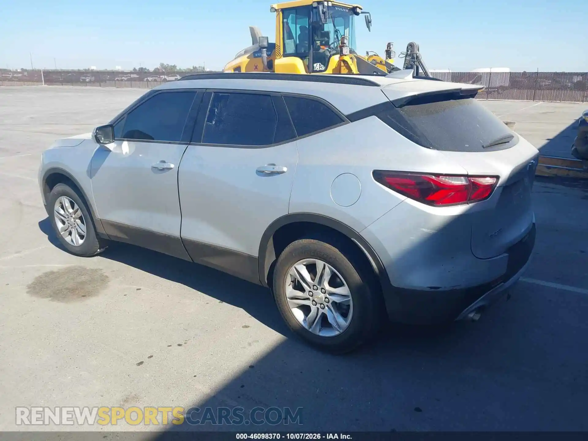3 Photograph of a damaged car 3GNKBCRS2MS501180 CHEVROLET BLAZER 2021