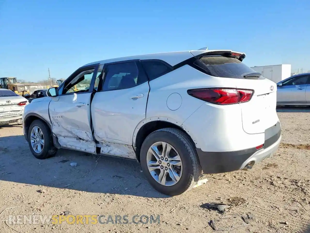 2 Photograph of a damaged car 3GNKBCRS2MS538245 CHEVROLET BLAZER 2021