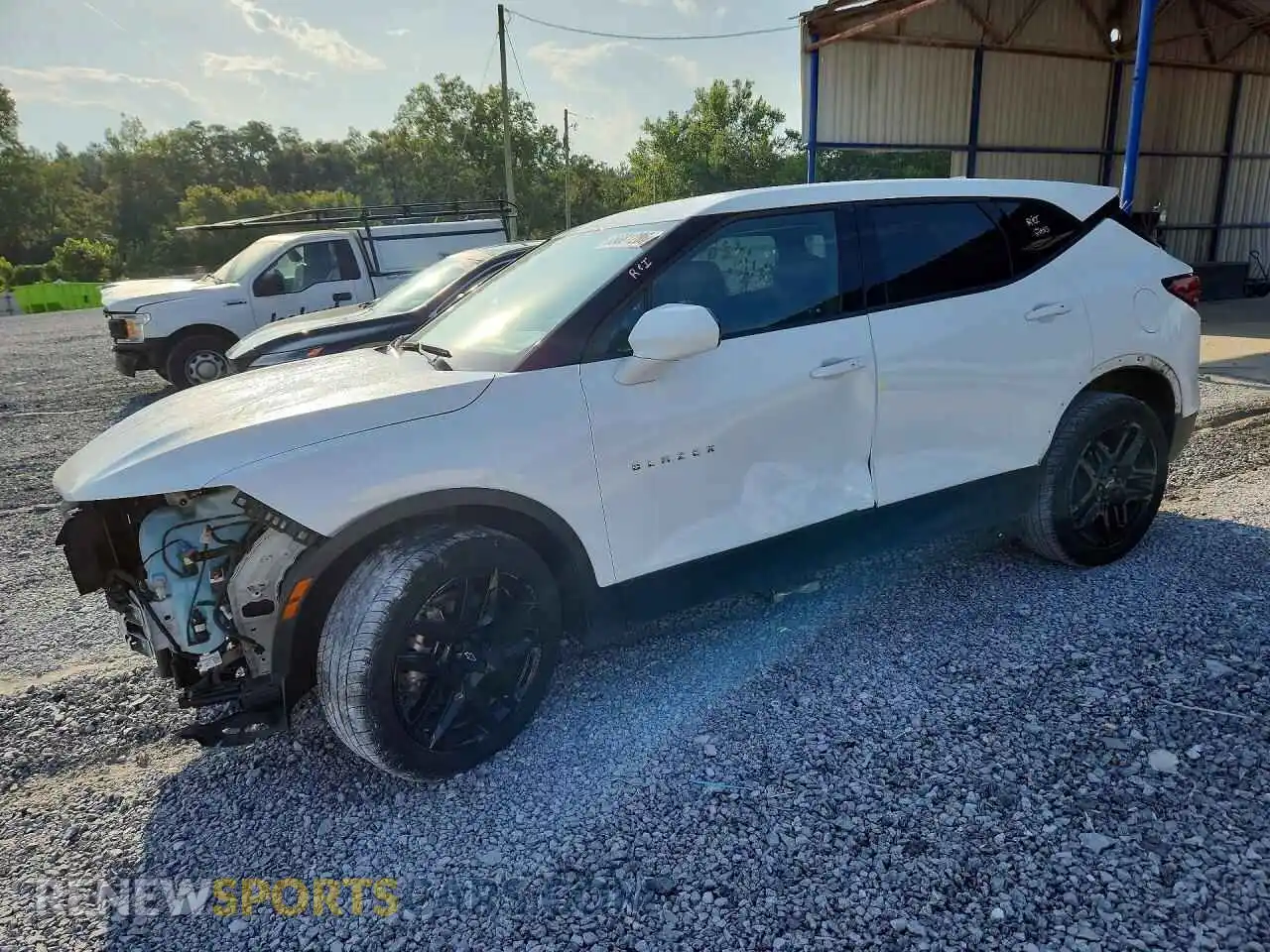 1 Photograph of a damaged car 3GNKBCRS2MS582438 CHEVROLET BLAZER 2021