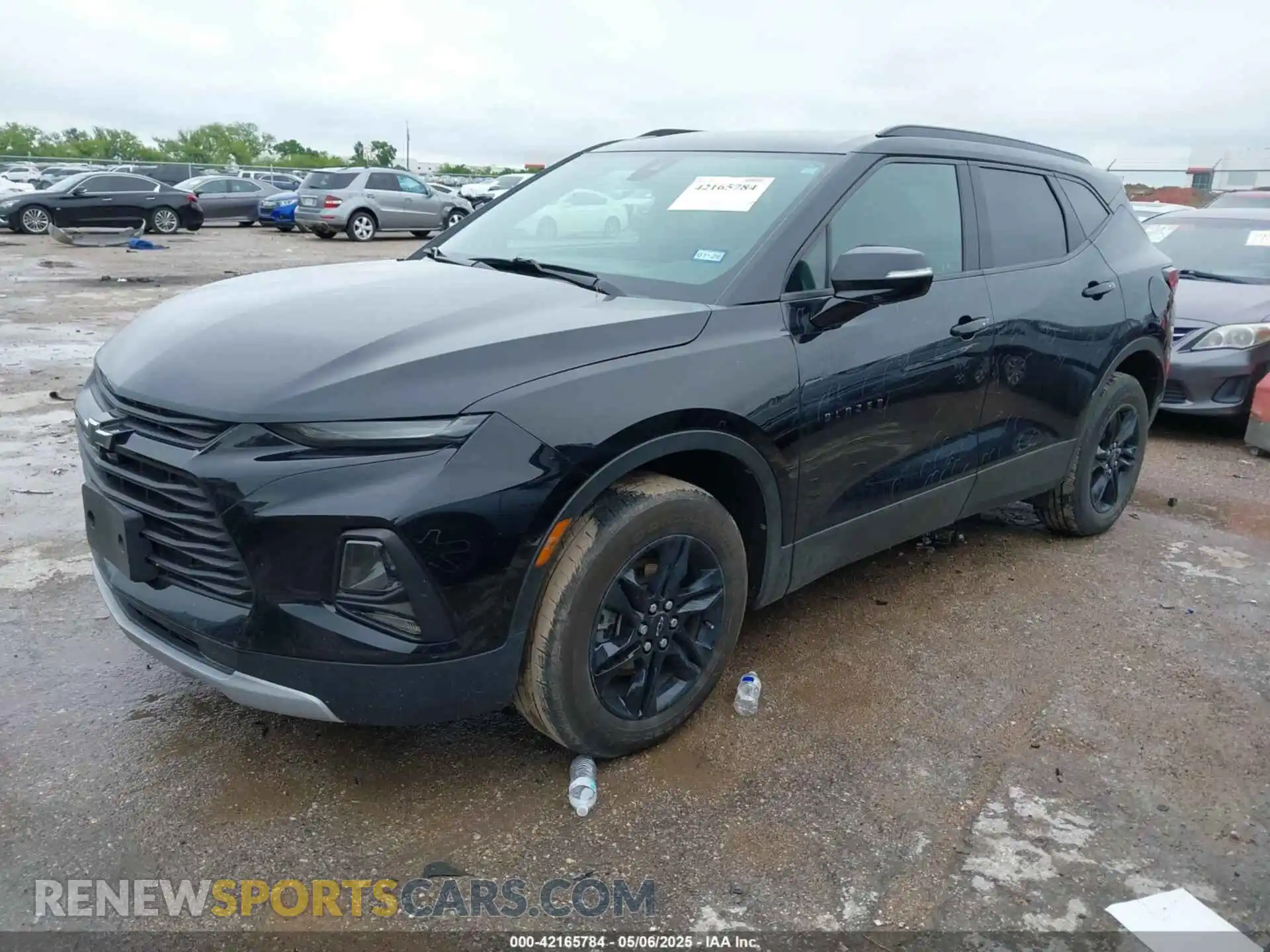 2 Photograph of a damaged car 3GNKBCRS3MS507019 CHEVROLET BLAZER 2021